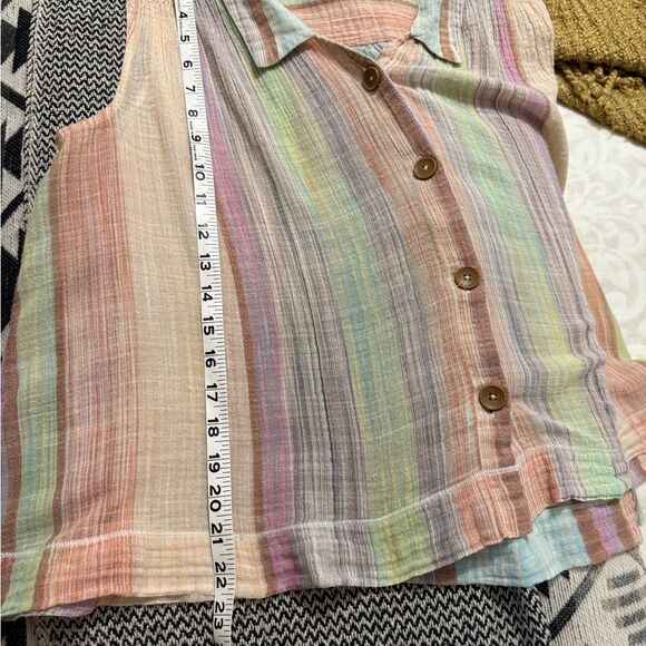 HOLDING HORSES Pastel Striped Button-Down Blouse - Picture 9 of 11